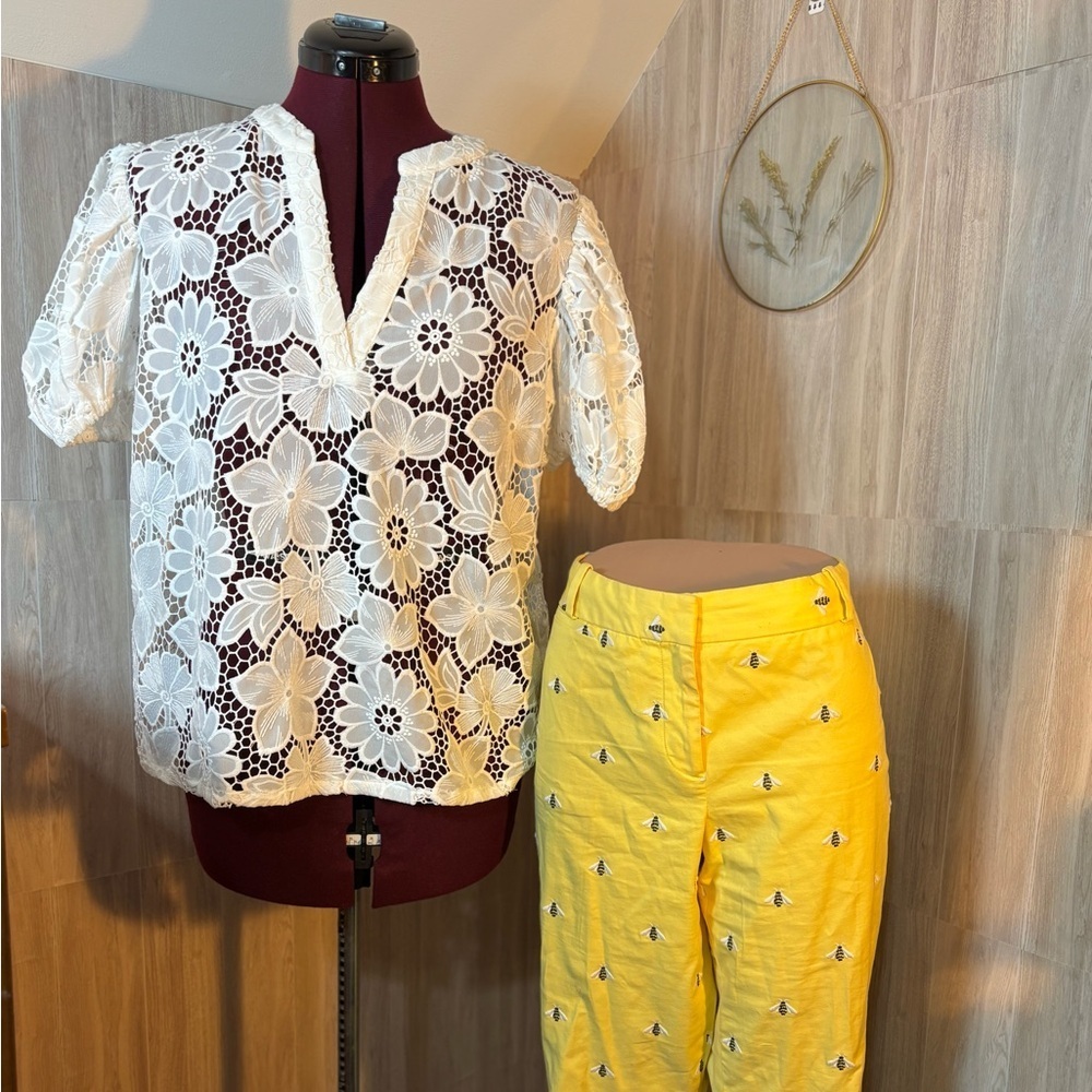 Current Air Los Angeles White Crochet Floral Top